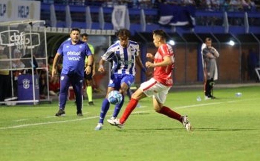 CRB e Avaí empatam em jogo que garante time catarinense na Série B
