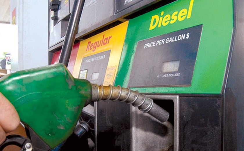 Petrobras anuncia redução do preço do diesel para as distribuidores