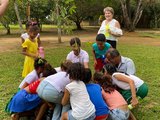 Estudantes de União plantam mudas de árvores na Serra da Barriga em projeto de reflorestamento