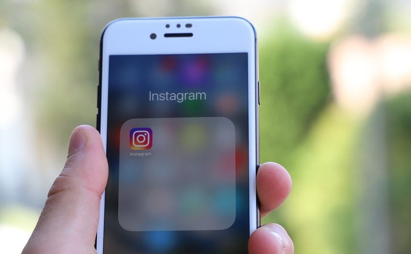 Instagram anuncia o fim do ‘arrasta para cima’ nos stories