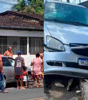 Motorista perde controle e bate veículo em calçada de residência em União dos Palmares