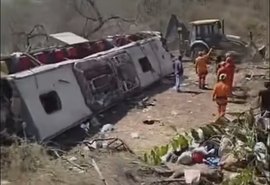 Foi confirmado 15 mortos do acidente de Ônibus em São José da Tapera, em Alagoas