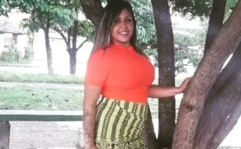 Baleada após sair de culto em igreja evangélica, mulher morre ao lado da bíblia que carregava em Maceió