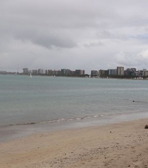 Semarh alerta para incidência de rajadas de ventos e raios em Alagoas