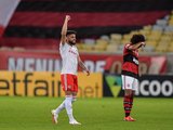 Inter bota o Flamengo na roda e goleia no Maracanã