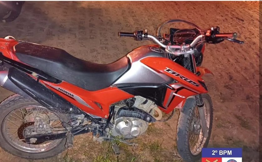Polícia Militar recupera moto roubada em União dos Palmares