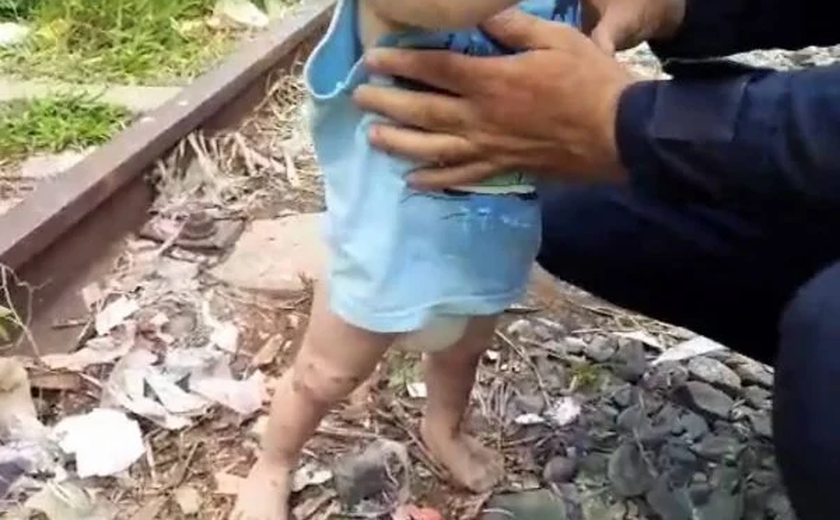 Bebê abandonado em linha de trem é resgatado no interior de SP