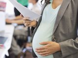 Entra em vigor lei que determina a volta das gestantes ao trabalho presencial