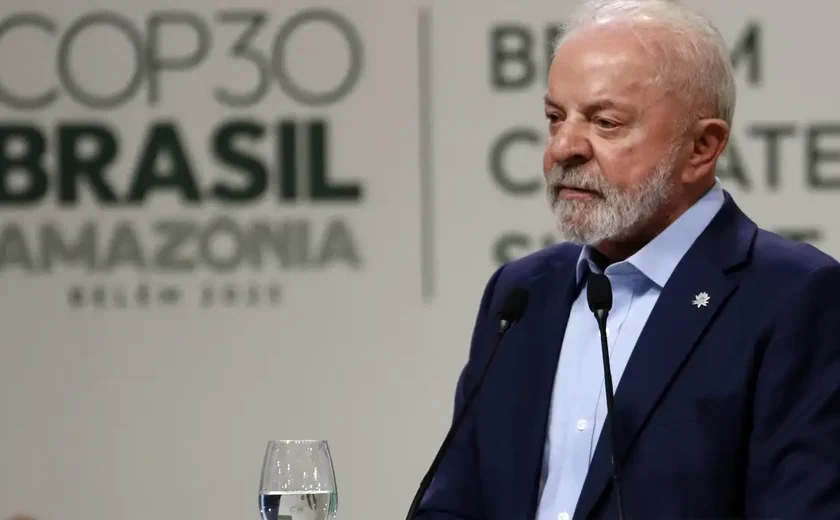 Lula diz que gasto com armas vai causar 'apocalipse climático'
