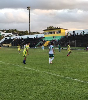 FF Comercial supera jogador expulso e bate o Zumbi na ida da semifinal: 2 a 1