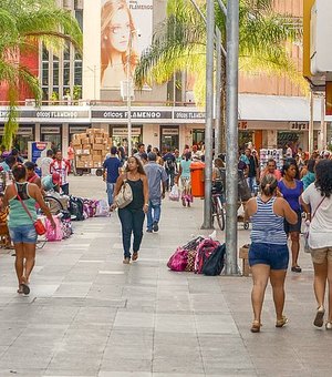 Confira o que abre e fecha no feriado em Maceió e no interior