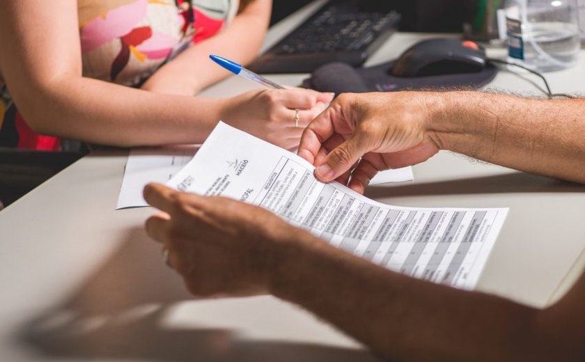 Sine Maceió oferta mais de 60 vagas de emprego nesta segunda-feira (7)