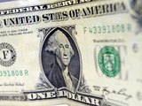 Com terceira queda seguida, dólar fecha o dia cotado a R$ 4,80