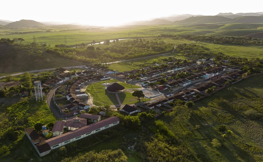 Equatorial, com apoio da Prefeitura e Secretaria de Assistência Social, leva atendimento itinerante ao Povoado Quilombola Muquém