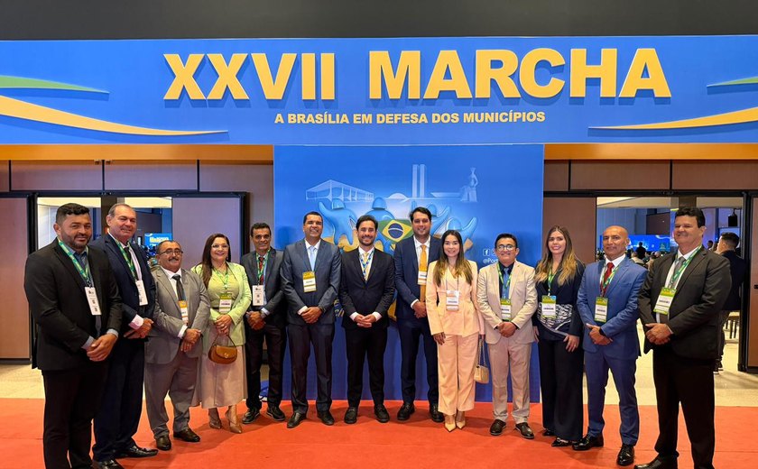 Prefeito de Santana do Mundaú conclui participação na XXVII Marcha dos Prefeitos em Brasília