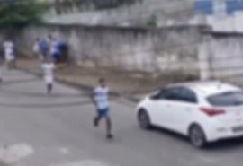 Jovem de 22 anos é brutalmente agredido por torcedores do CSA em Maceió