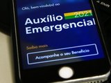 Trabalhadores nascidos em novembro podem sacar auxílio emergencial