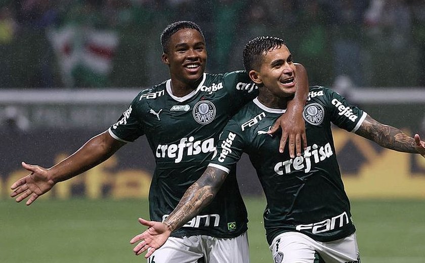 Palmeiras celebra título do Brasileiro com goleada sobre o Fortaleza