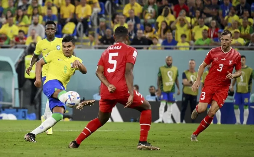 Brasil vence e garante vaga nas oitavas da Copa: 1x0