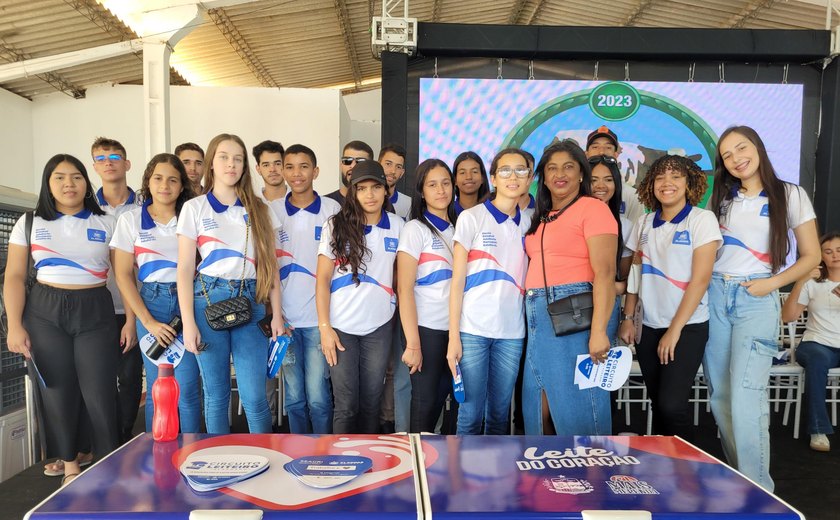 Programa Leite do Coração melhora alimentação de estudantes e traz novas fontes de renda para produtores