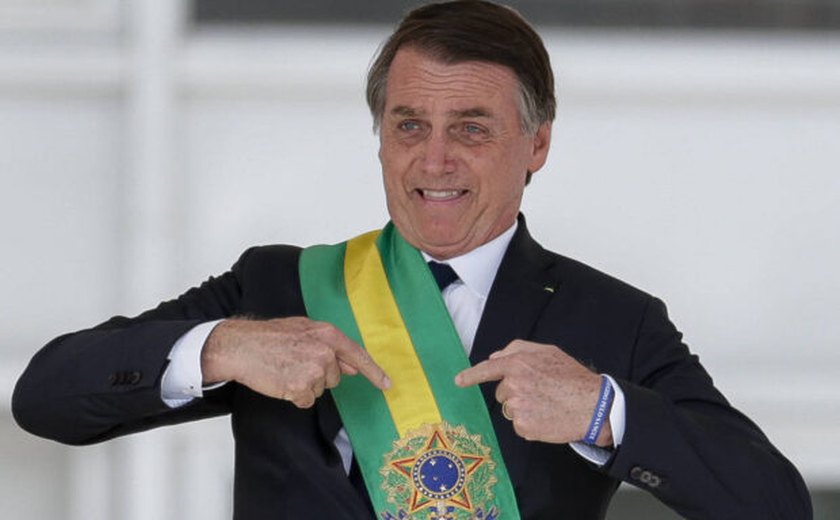 Após sair do Brasil, Bolsonaro deve ficar nos EUA por ao menos um mês