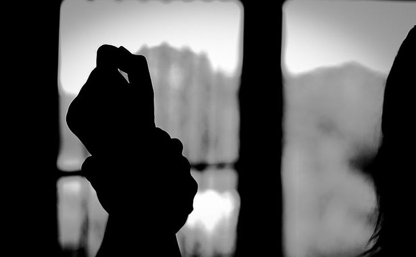 Homem suspeito de estuprar, extorquir e divulgar nudez de vítimas é preso em Maravilha