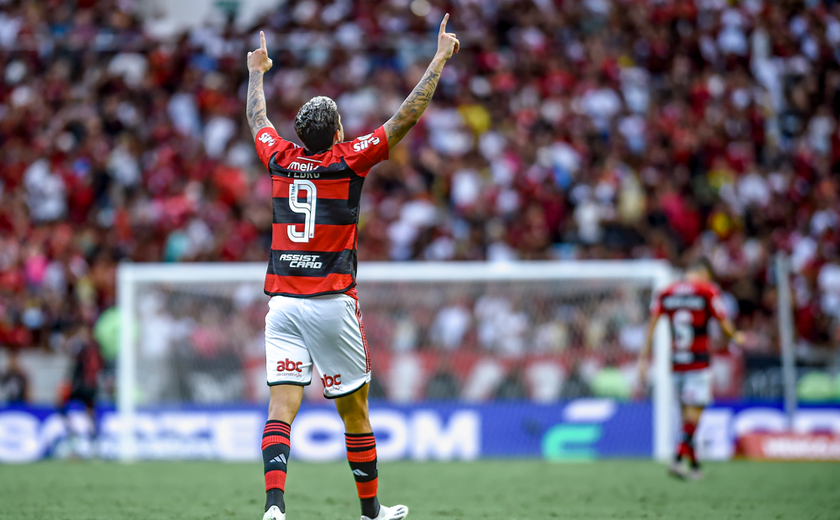 Flamengo vence Bahia e quebra sequência de quatro jogos sem vitória