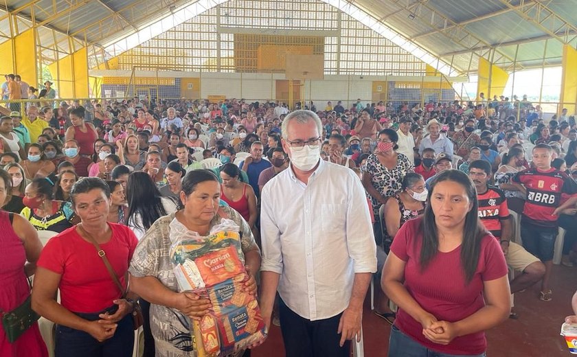 Prefeitura de Chã Preta realiza entrega de cestas básicas para mais de 1000 pessoas