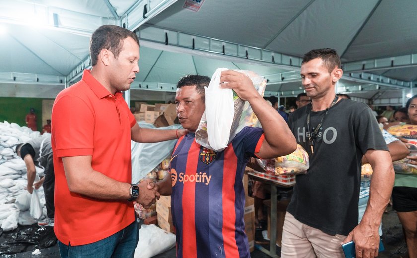 Prefeitura de Murici distribui 26 toneladas de peixe e cestas nutricionais para a Semana Santa