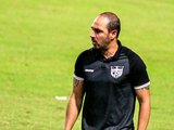 Allan Aal é o quinto técnico com mais jogos pelo CRB no século 21