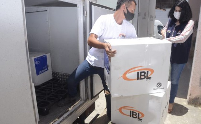 Alagoas recebeu 20.800 doses da vacina Pfizer Pediátrica nesta quinta (3)