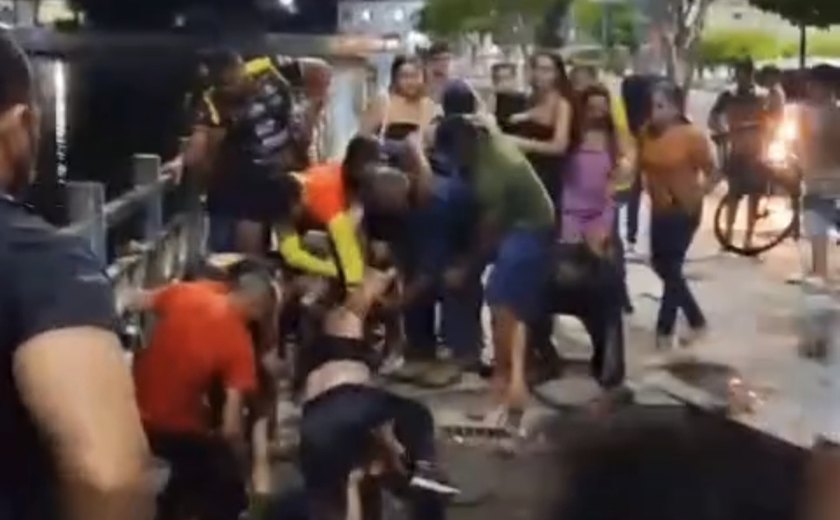 Calçadão desaba em Morada Nova e deixa feridos na Lagoa da Salina, Ceará