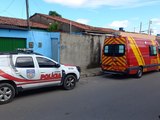 Forças de segurança resgatam homem em situação de abandono no bairro do Jacintinho