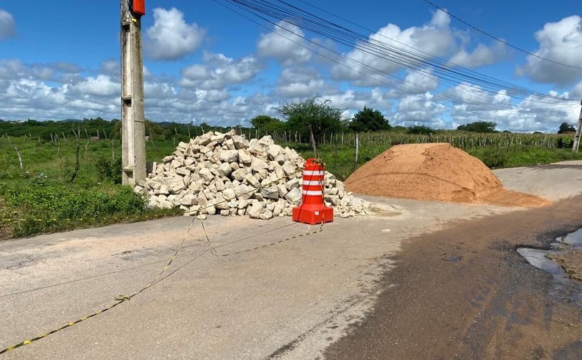 Prefeitura de Palmeira dos Índios começa a recuperar estragos provocados pelas chuvas