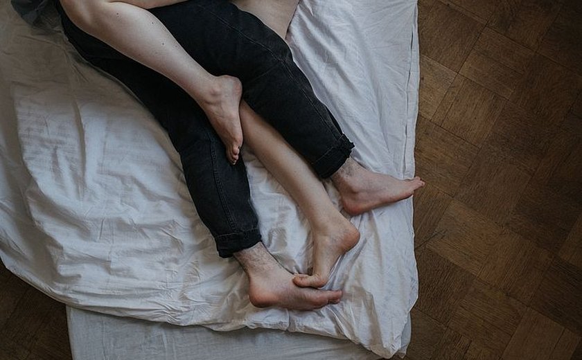 Casal que queria engravidar descobre que mulher ainda era virgem após quatro anos de sexo