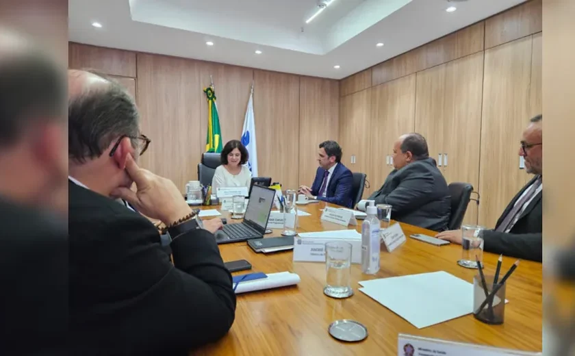Sesau consegue novos leitos, ambulâncias e investimentos para Alagoas