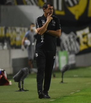 Carille lamenta eliminação do Santos, mas diz que 'amanhã é outro dia'