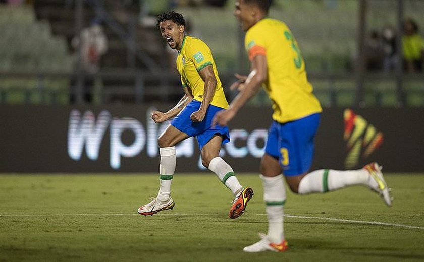 Brasil joga mal, mas vence Venezuela nas Eliminatórias