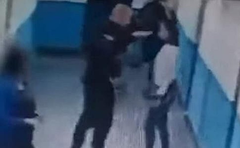 No RJ, após briga da filha, policial vai até escola e ameaça adolescente