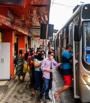 Projeto do passe livre e do ISS zero barra reajuste de passagem e estabelece metas a empresas