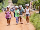 Prefeitura de Palmeira dos Índios entrega cestas de Natal em localidades da zona rural