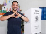 Confiante em vitória no segundo turno, Paulo Dantas vota em Batalha