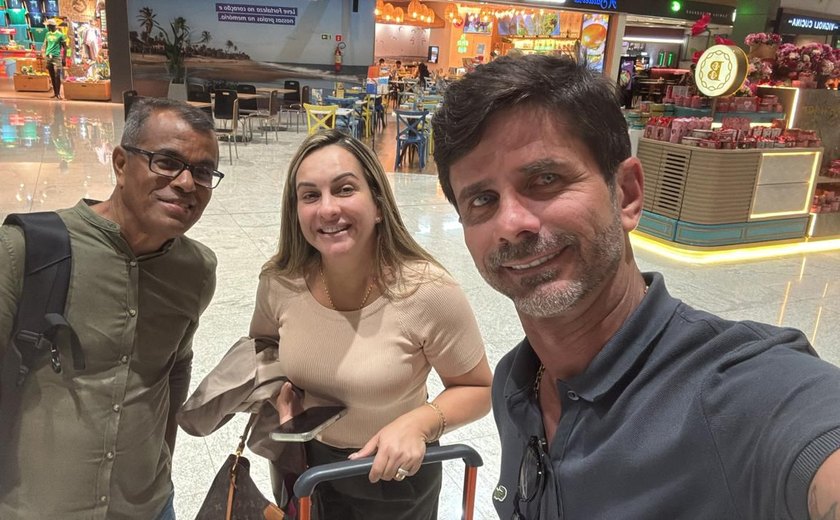 A convite do Governo Federal, prefeito Júnior Menezes e primeira-dama Alane Menezes apresentam programa União PET em evento nacional em Fortaleza