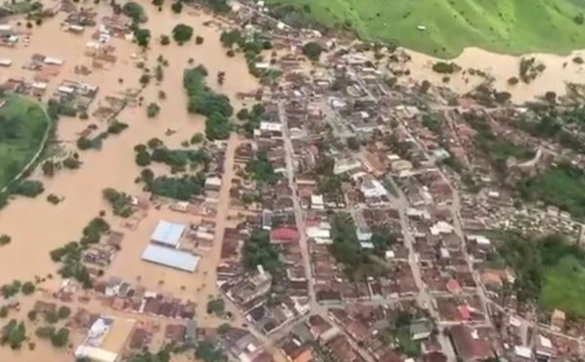 Governo federal libera R$ 1,2 mi para cidade atingida pela chuva na BA