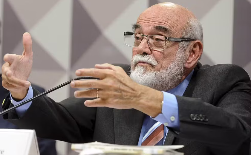 Morre, aos 86 anos, Marcello Lavenère, ex-presidente da OAB que assinou pedido de impeachment de Collor