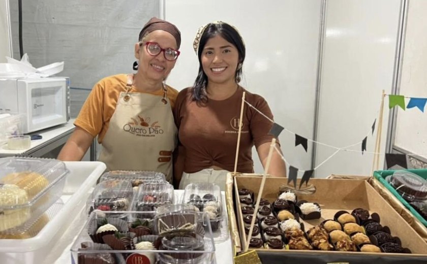Feira da Economia Solidária movimenta Pajuçara com artesanato e gastronomia