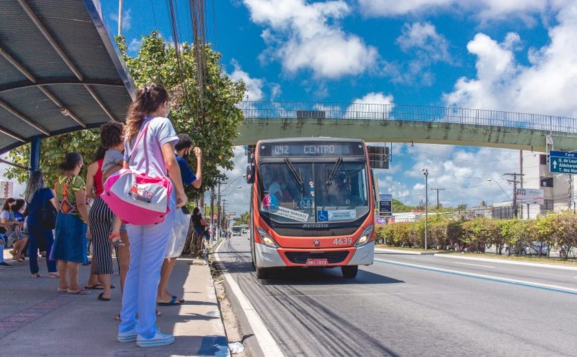 Mulheres podem solicitar o desembarque fora dos pontos de ônibus