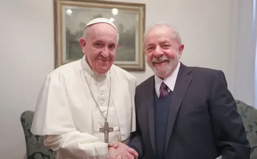 Lula chega ao Vaticano para encontro com o papa Francisco