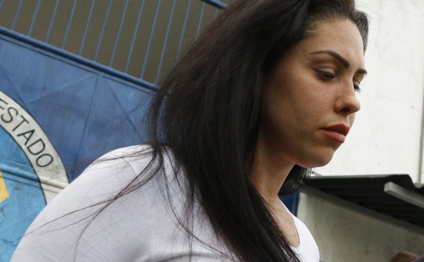 Acusada da morte do filho, Monique Medeiros é transferida de presídio