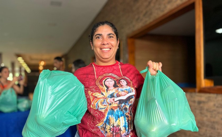 Prefeitura de Santana do Mundaú entrega nova remessa de produtos adquiridos pelo PAA